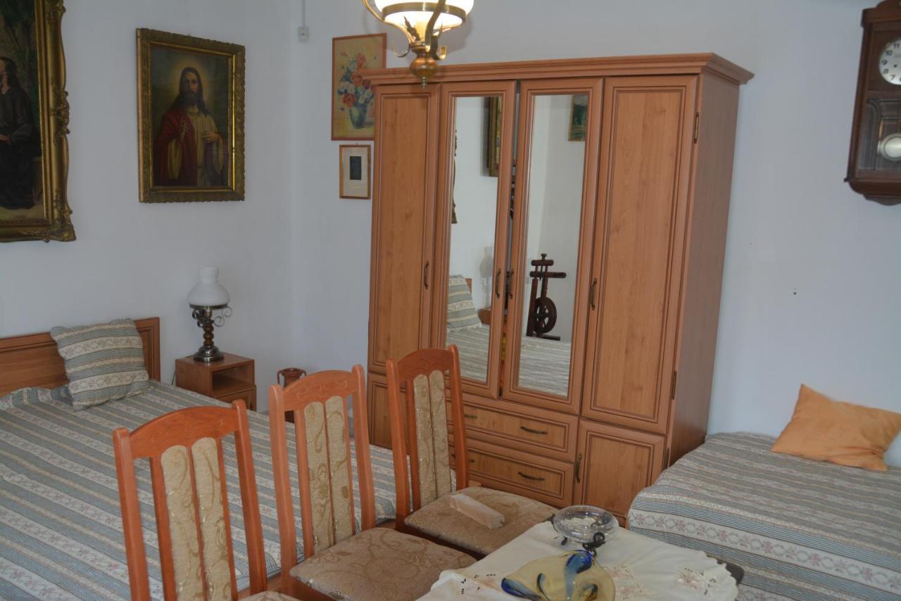 Nemeth Tanya Vendeghaz Guest House Pusztaszer Bagian luar foto