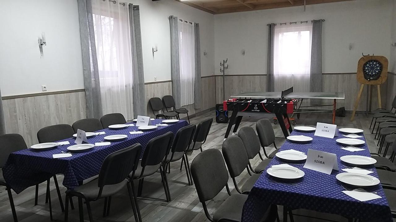 Nemeth Tanya Vendeghaz Guest House Pusztaszer Bagian luar foto